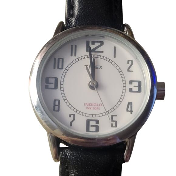 Timex Ladies Indiglo White Dial Silver Trim New Battery Leather Band Vintage - Picture 7 of 7